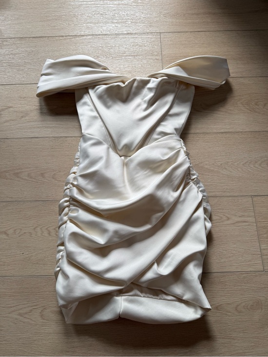 House of CB Dresses & Skirts - House of CB Coraline Dress